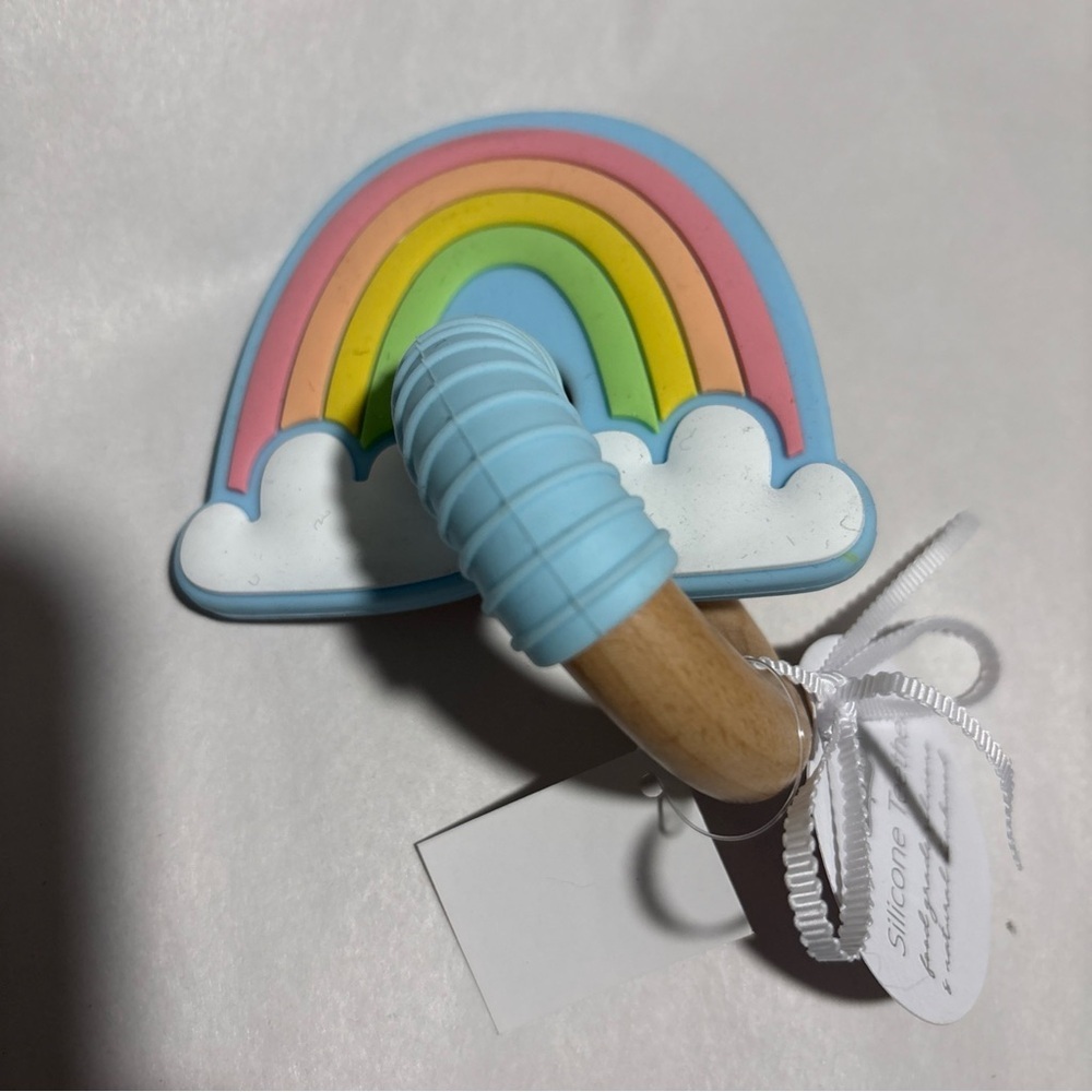 Mud Pie Silicone Teether Ring Blue Rainbow